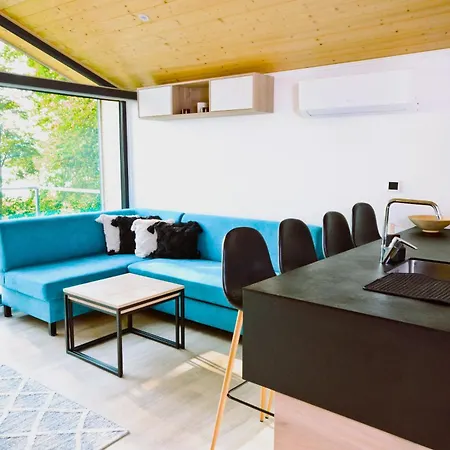 Wyspa - Dom Nad Jeziorem Z Sauna I Jacuzzi Ciernie