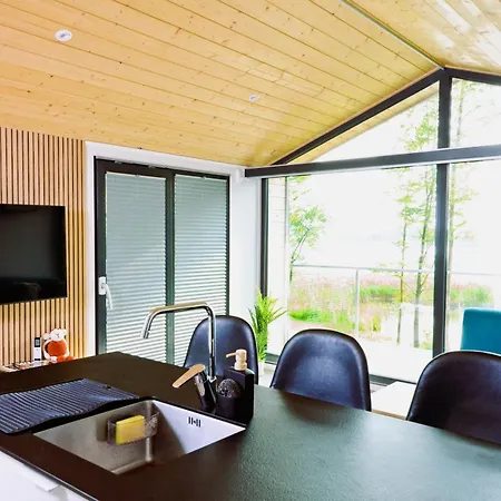 Feriehus Wyspa - Dom Nad Jeziorem Z Sauna I Jacuzzi