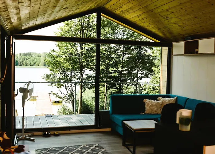 Дом отдыха Wyspa - Dom Nad Jeziorem Z Sauna I Jacuzzi Ciernie