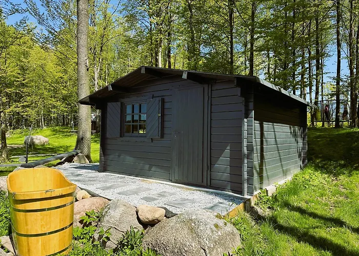 Wyspa - Dom Nad Jeziorem Z Sauna I Jacuzzi Дом отдыха *