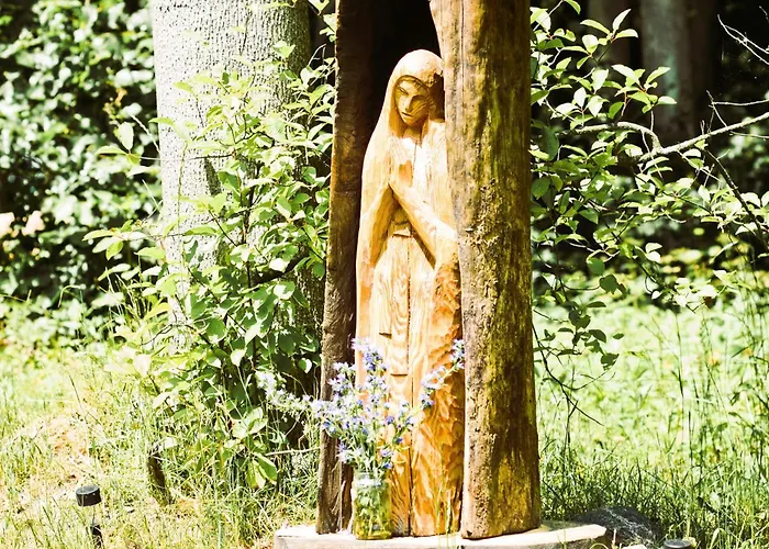 Wyspa - Dom Nad Jeziorem Z Sauna I Jacuzzi Дом отдыха Ciernie